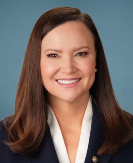 Official congressional portrait of Ashley Moody (public domain)